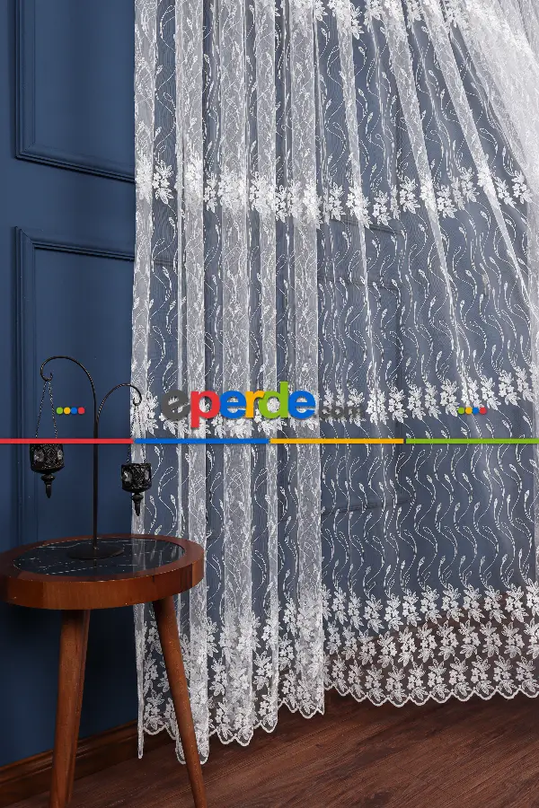 Salon Tül - Brode Işlemeli Sarmaşık Desen Tül Perde