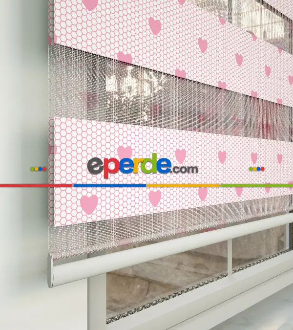 Bebek Odası Zebra -  Kalp Desenli Baskılı Zebra Perde- Pembe
