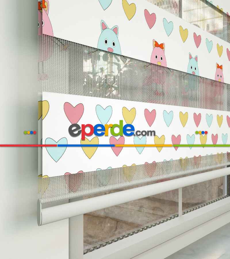 Renkli Kalp Desenli Baskılı Zebra Perde- Çok Renkli