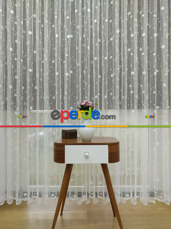 Çocuk Odası Tül Perde - Spor Puantiyeli Desen Fransız Dantel Tül Perde- Ekru