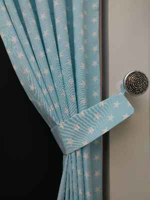 Açık Mavi-beyaz Yıldız Desenli Fon Perde ( Leke Tutmaz )- Mavi Açık