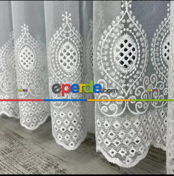 Etek İşlemeli Ttm Tül