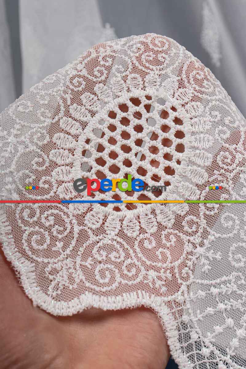 Salon Tül - Kolye Tt Zemin Brode Nakış İşlemeli Tül Perde