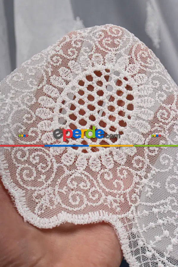 Salon Tül - Kolye Tt Zemin Brode Nakış İşlemeli Tül Perde