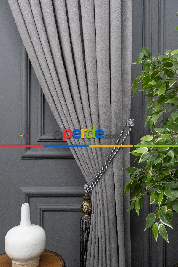 Gri Düz Fon Perde ( 150cm Dökümlü Fon )-
