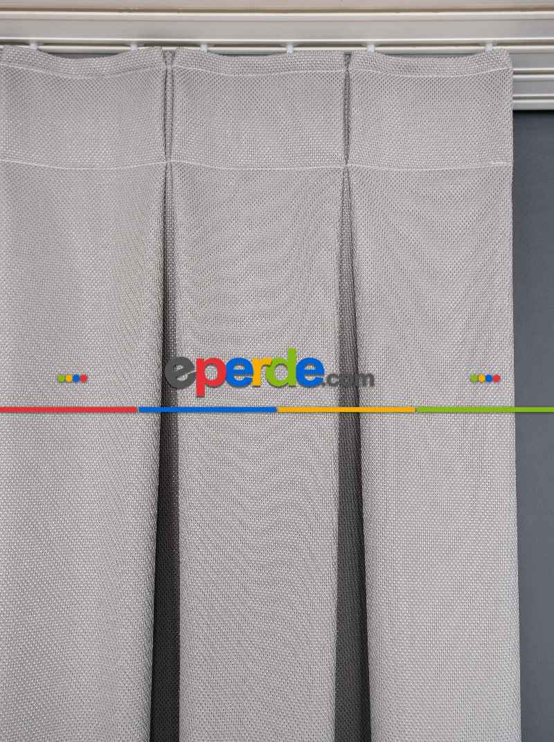 Oturma Odası 2025 Trend Gri Özel Dokulu Ve Işıltılı Fon Perde