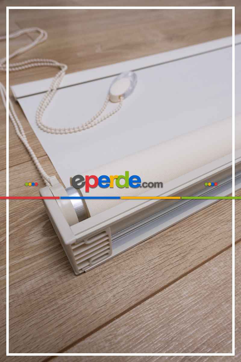 Kampanyalı - Ekru Mat Düz Stor Perde - Aluminyum Kasa - Kornişe Kolay Montaj Aparatlı - Matkap Tornavida Olmadan 30sn'de Montaj