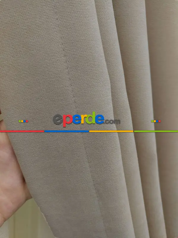 Açık Bej- Düz Fon Perde ( 300cm Geniş En 1.kalite Dökümlü Fon )- Krem