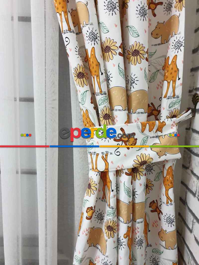 Hayvan Desenli Fon Perde Evm1087-1 Kumaşı Kalındır Duck Bezi Değildir- Siyah