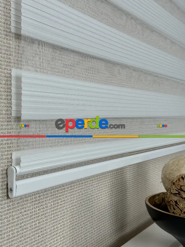 650tl Yerine - Ekru Pliseli Dar Zebra Perde, Standart Metal Kasalı Yüksek Kalite Kornişe Kolay Montaj Seçenekli
