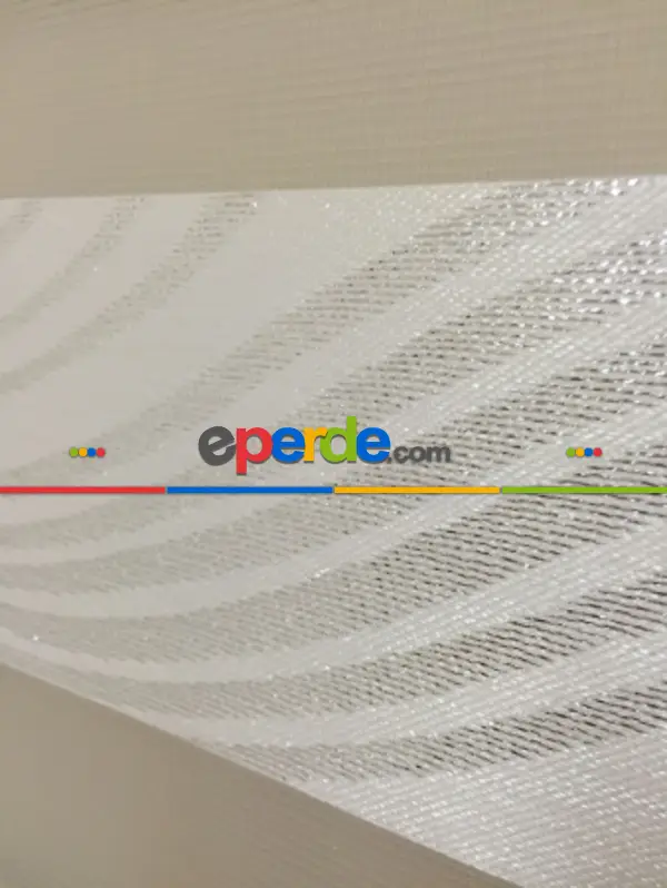 Salon Zebra Perde - Krem Desenli Jakarlı Zebra Perde- Gri Simli