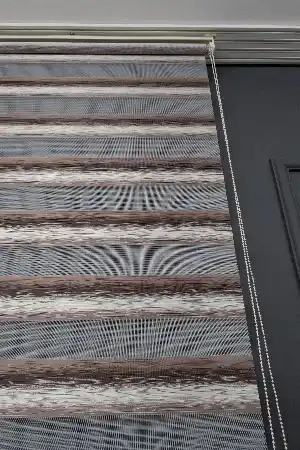Zebra Perde - Degrade Renk Geçişli Kırık Pileli Zebra Perde