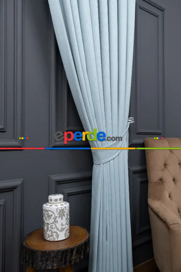 Salon - Mint Yeşli Düz F0n Perde Dökümlü En 