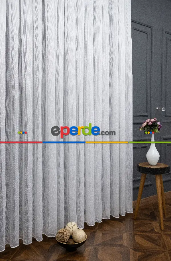 Genç Odası - Çizgili Beyaz Tül - Yüksek Kalite Sugar