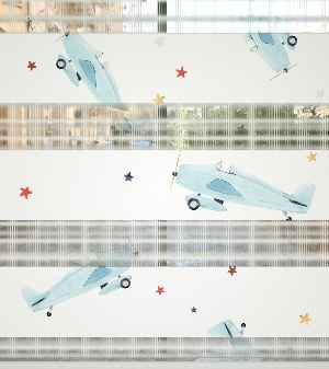 Uçak Desenli Baskılı Zebra Perde- Çok Renkli