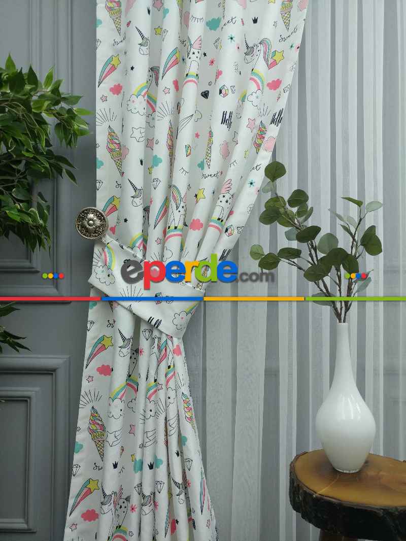 Unicorn Desenli Fon Perde Evm681 Kumaşı Kalındır Duck Bezi Değildir- Siyah-Beyaz-Pembe
