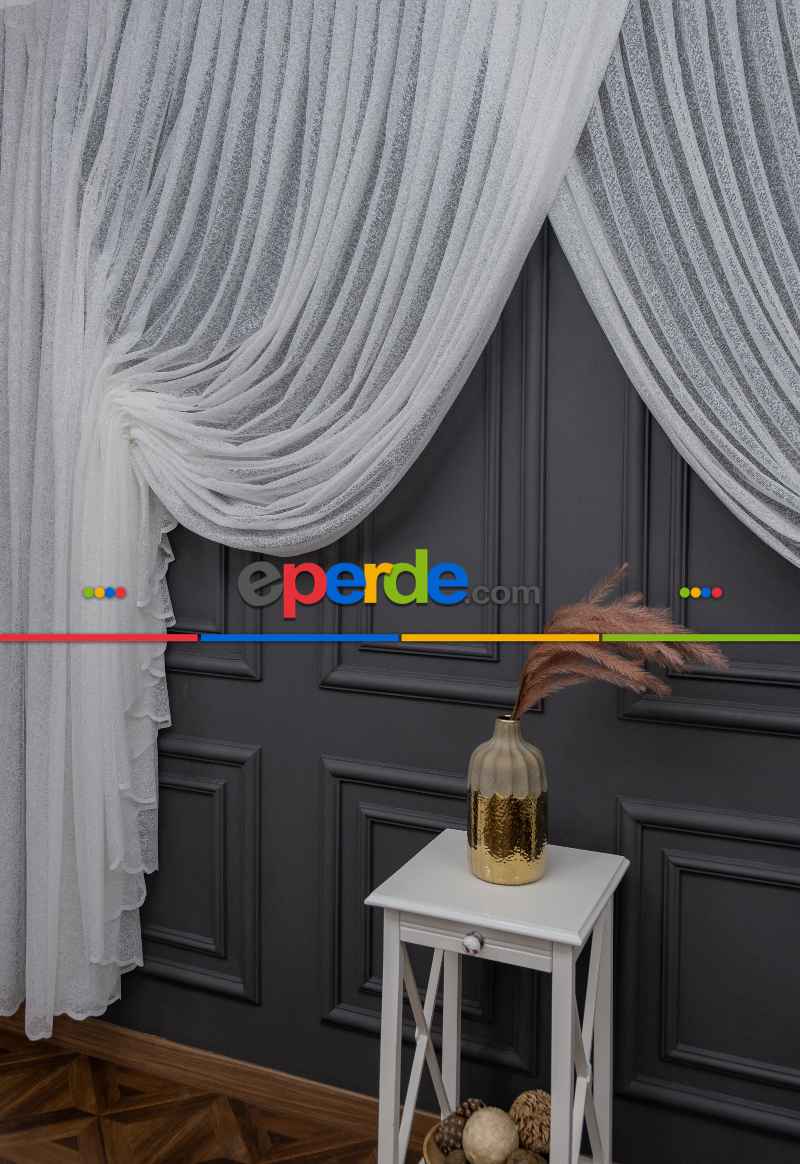 Salon - Taç Karlı Kruvaze Yanki Tiyatro Tasarım Tül