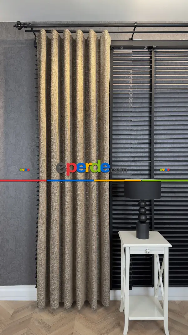 Altın Pullu Fon Perde