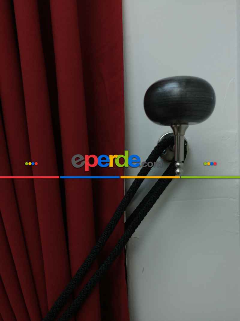 Düz Renk Dökümlü Fon Perde (180)- Kırmızı