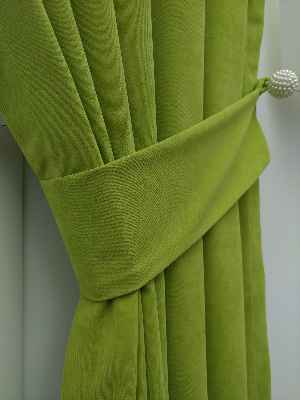 Fıstık Yeşil - Düz Fon Perde- Fıstık Yeşili