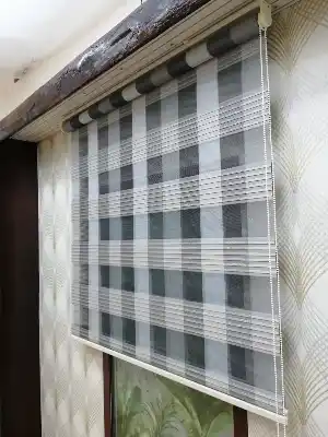 Gri Gümüş Simli Çizgili Zebra Perde