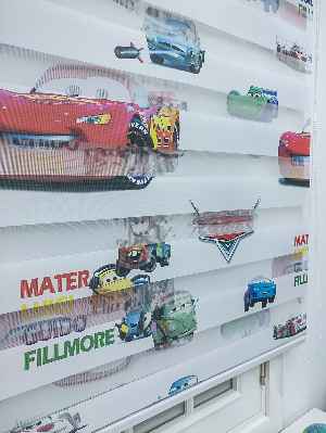 Zebra Perde- Dijital Şimşek Mcqueen Baskılı Zebra Perde- Mavi-kırmızı-sarı