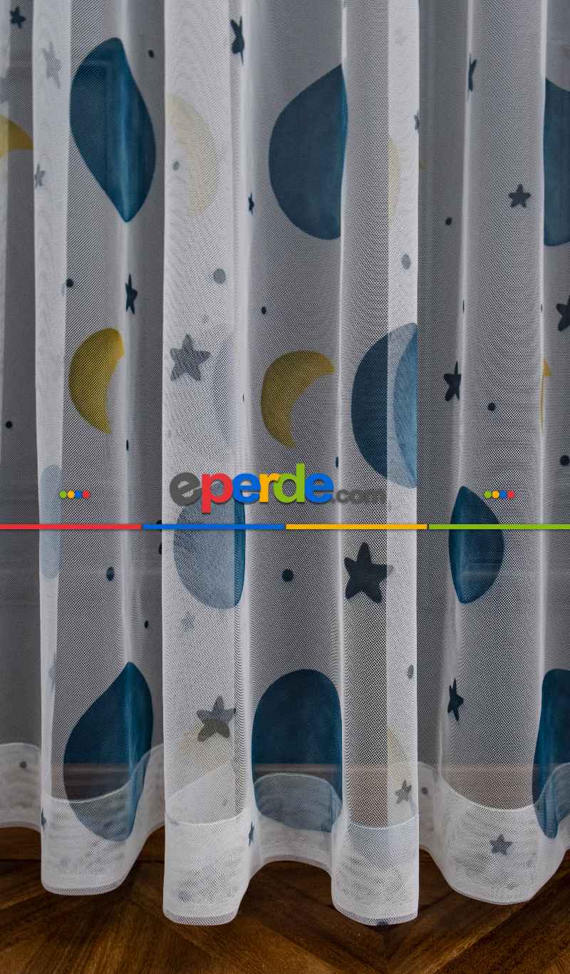 Bebek Odası -  Petek Zemin Gece Mavisi Ve Sarı Renkli Gezegenler Desenli Grek Baskılı Tül Perde