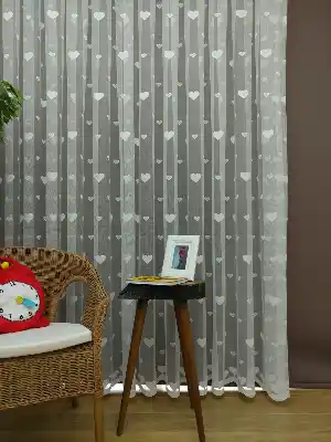 Çocuk Odası Tül Perde - Kalp Desen Örme Tül Perde- Ekru