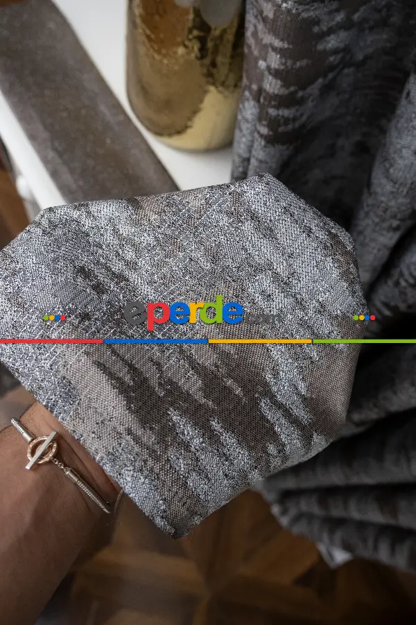 Yatak Odası - Vizon Renk Jakar Etek Pano Dökümlü Gramajlı Uygun Fiat Fon Perde (180)- Vizon