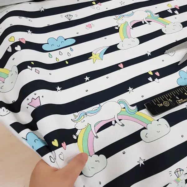 Çocuk Odası Fon - Siyah Beyaz Unicorn Desenli Fon Perde Evm579 Kumaşı Kalındır Duck Bezi Değildir- Siyah