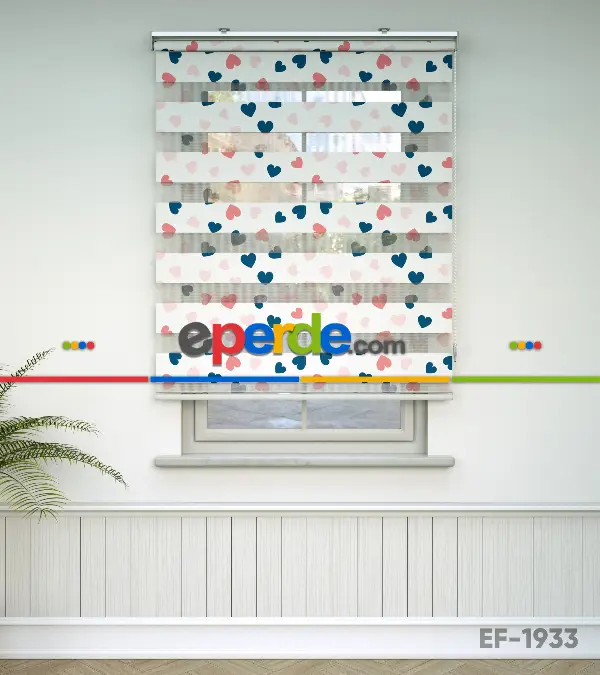 Renkli Kalp Desenli Baskılı Zebra Perde- Çok Renkli