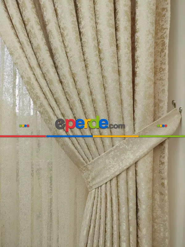 Açık Bej Duz Jakar Fon Perde (150)- Krem