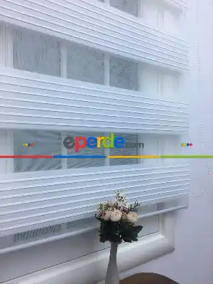 Beyaz Geniş Pliseli Zebra Perde- Beyaz