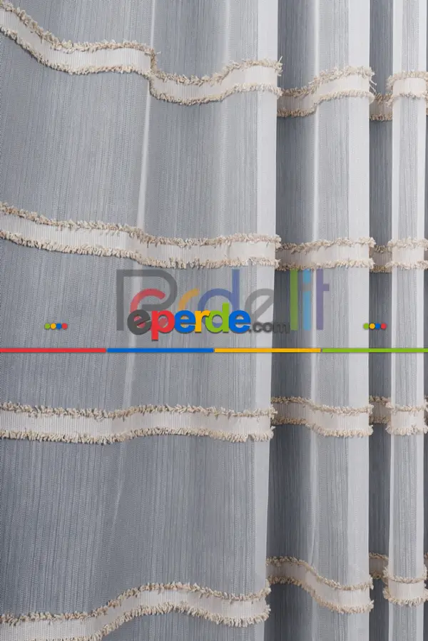 Enine Bantlı Ekru-krem Püskül Detaylı Bambu Zemin Tül Perde