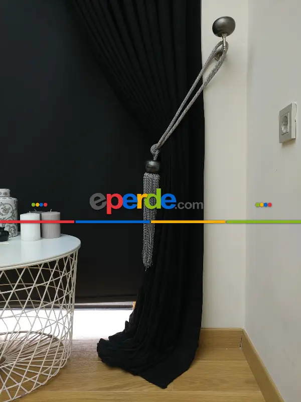 Siyah Düz Renk Dökümlü Fon Perde (150)- Siyah