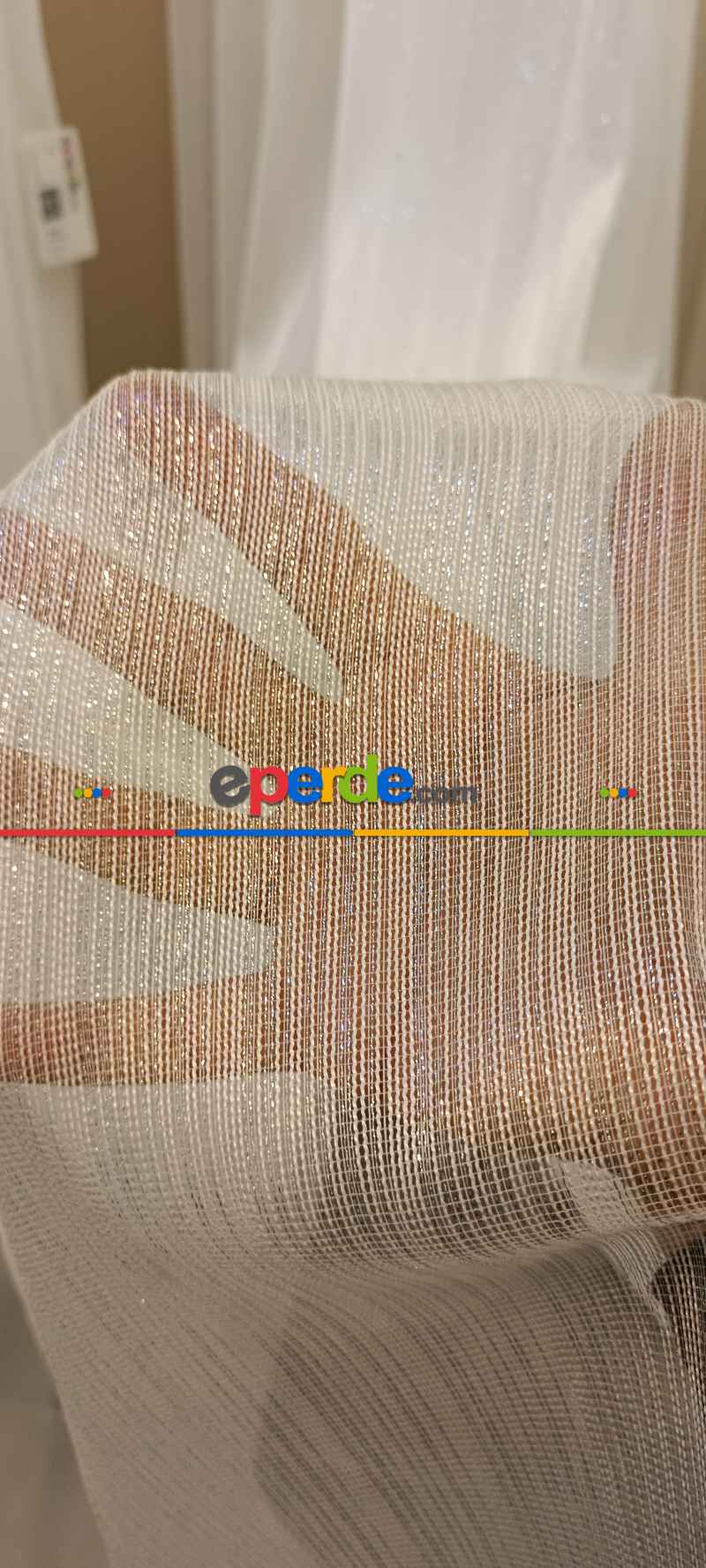 Modern Ve Zarif Simli Çelik Tül Perde