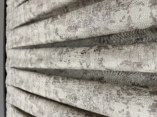 Patine Desenli Bej Açık Kahve Desenli Jakar Fon Perde (285 En)- Kahve Açık