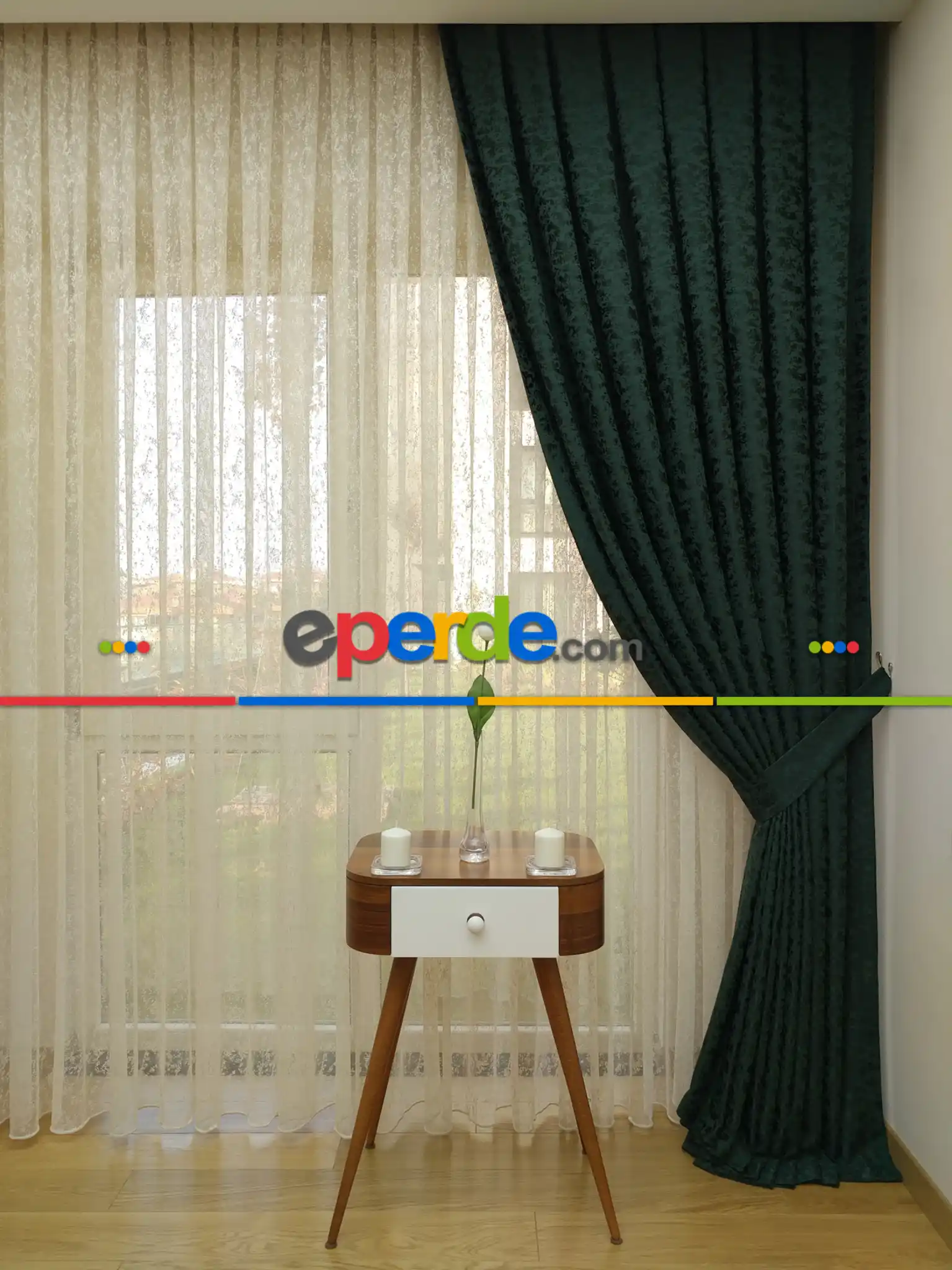 Koyu Yeşil Rengi Kendinden Desenli Jakar Fon Perde (285 En)- Yeşil Koyu Yeşil