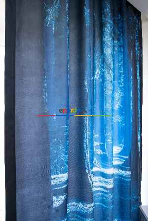 Hazır Ölçülü Dökümlü Kumaştan Orman Manzaralı Baskılı Pilesiz Fon Perde 1. Kalite