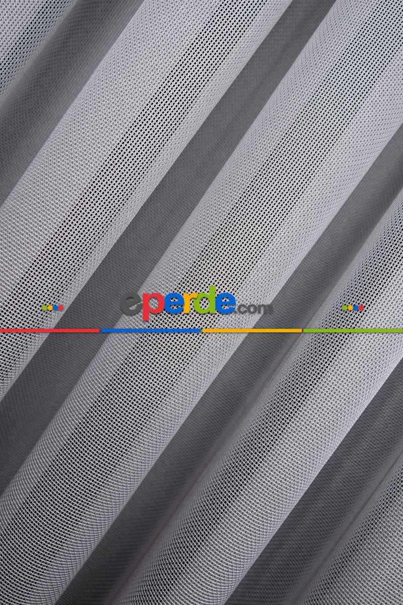 Açık Gri Renkli Kedi Tırmalamalarına Dayanaklı Tül Perde