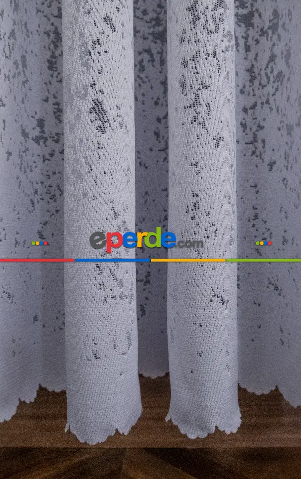 Modern Desenli Beyaz Renkli Örme Tül Perde Yüksek Kalite