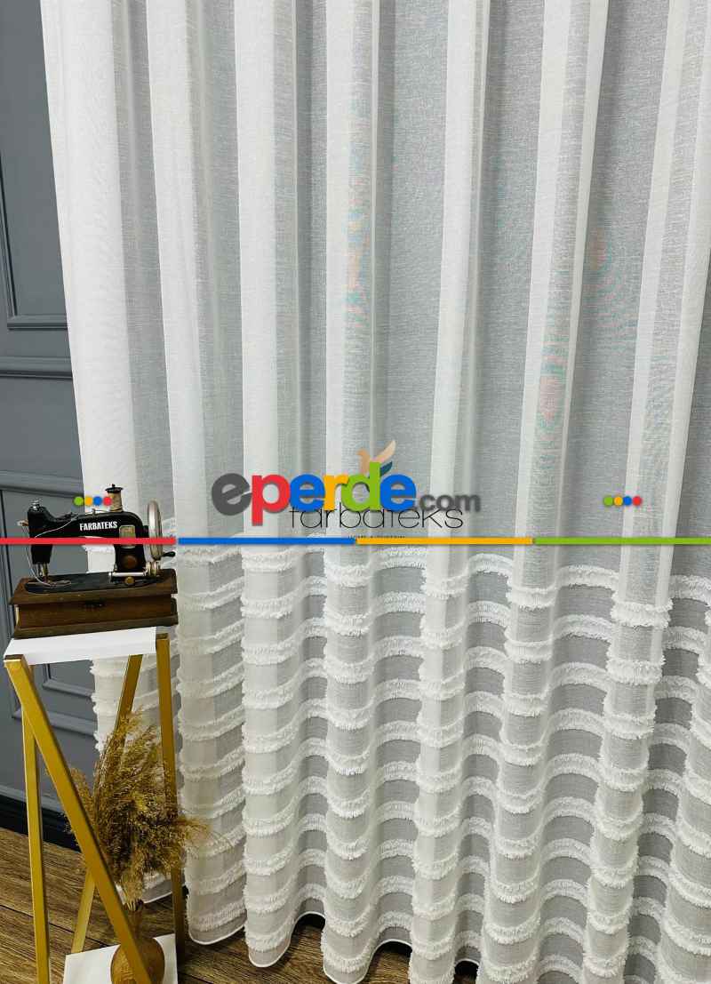 Puf Puf Ponponlu Saçaklı Tül Perde