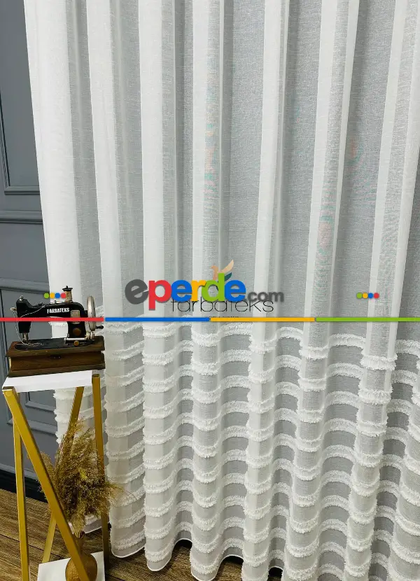 Puf Puf Ponponlu Saçaklı Tül Perde