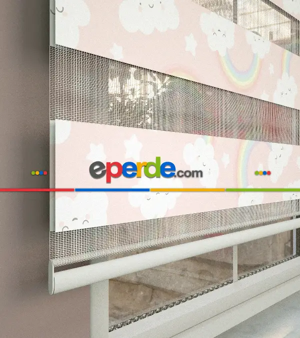 Bulut Desenli Baskılı Zebra Perde- Çok Renkli