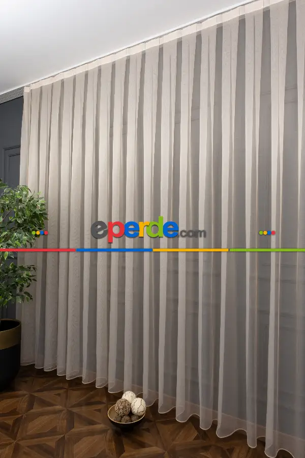 Arzenen Marka Doğal Yansımalarıyla Şık Görünümlü Kendinden Parlak, Renkli Tül Perde- Kum Bej