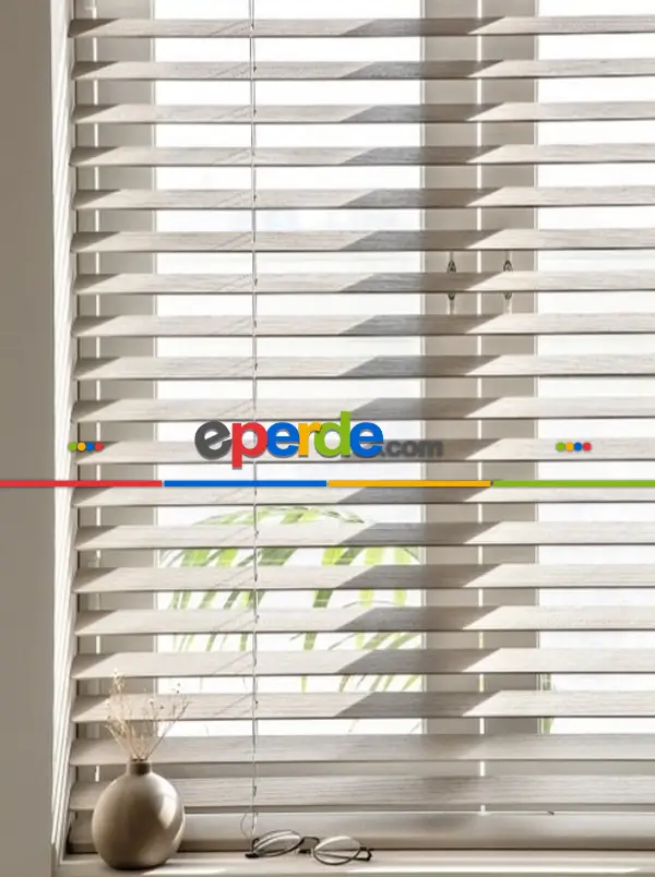 Mutfak 2025 Sezonu - 50 Mm Ahşap Görünümlü Jaluzi Perde - Alev Almaz - Sudan Etkilenmez
