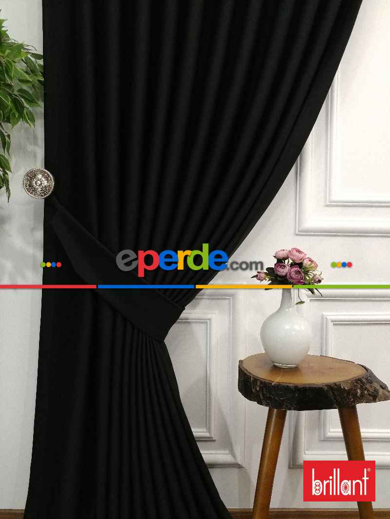 Brillant Karartma Blackout %100 Siyah Renk Fon Perde- Siyah
