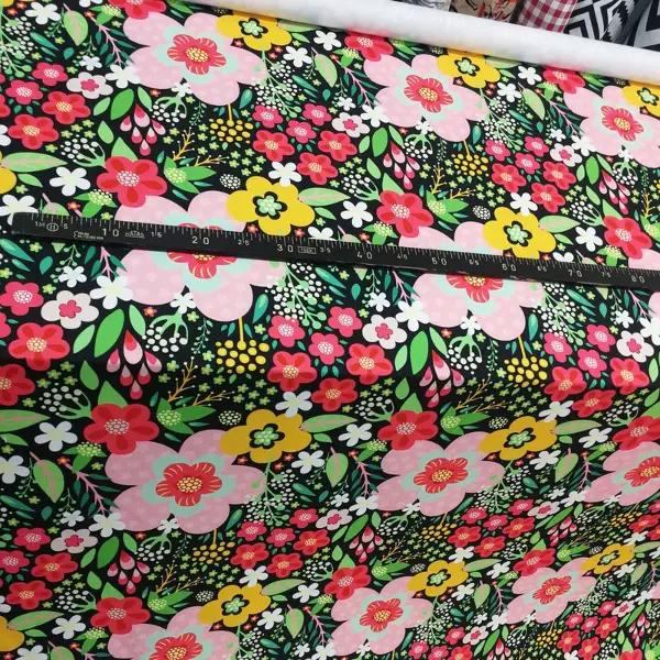 Çiçek Desenli Fon Perde Evm298 - Kumaşı Kalındır Duck Bezi Değildir.- Siyah-Kırmızı-Pembe-Siyah Kırmızı-Çok Renkli