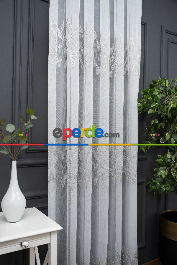 Tül Perde - Desenli Tül Perde - Salon Tül Perde - Etek Ucu Ve Ara Bantlı Gri Nakış İşlemeli Hudson Tasarım Tül Perde Modeli