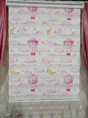 Çocuk Odası - 1. Kalite Bulut Desenli Zebra Perde- Pembe